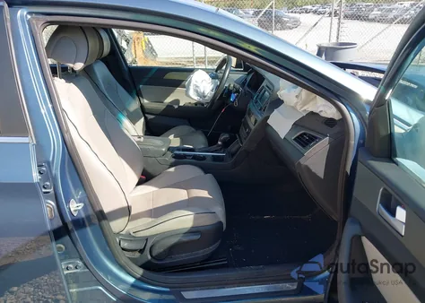 2015 Hyundai Sonata Sport 2.0T from USA, damaged, VIN 5NPE34AB6FH232926